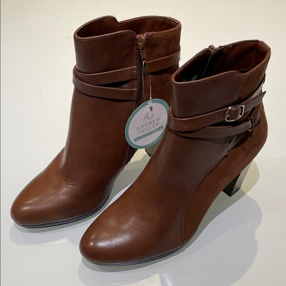 *NEW* Andrew Geller Ankle Booties - Picture 3 of 15